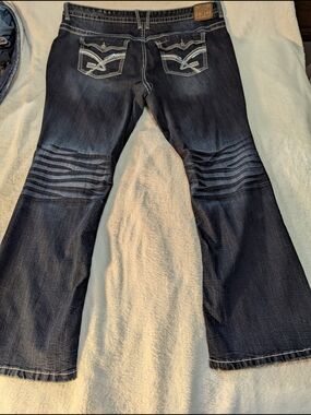 Amethyst Jeans Women's Dark Blue Flare w Ribbed Knee Panels Sz 24. Needs Button